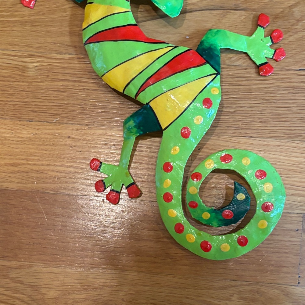 Colorful Artist Made Gecko Wall Art - Picture 4 of 5